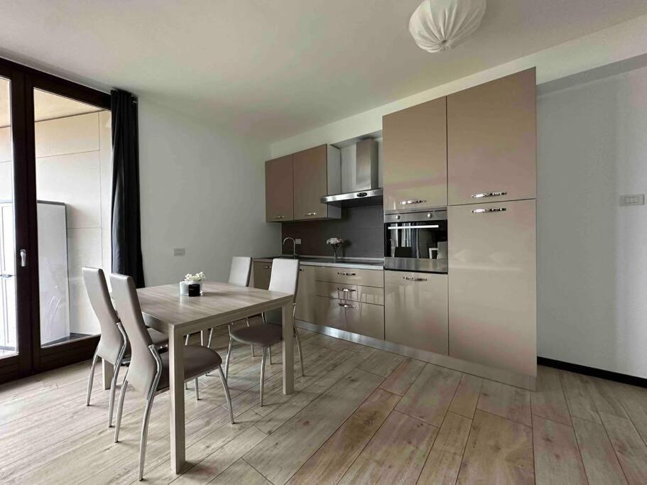 Monolocale Con Balcone Self Check In Milano Sempione Apartment ภายนอก รูปภาพ