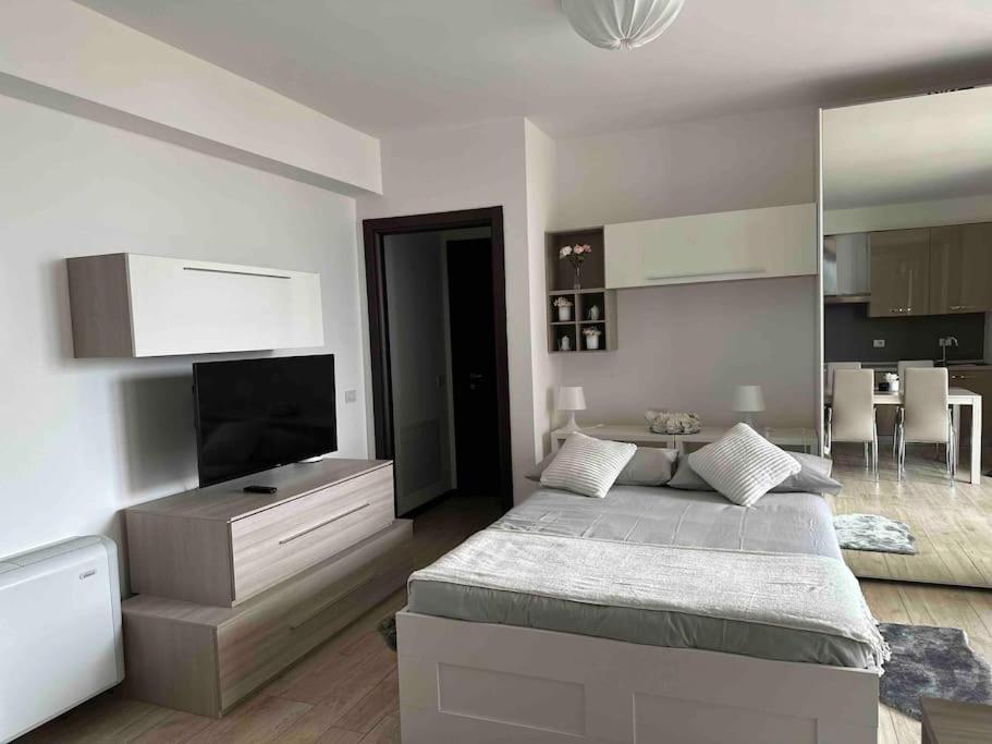 Monolocale Con Balcone Self Check In Milano Sempione Apartment ภายนอก รูปภาพ