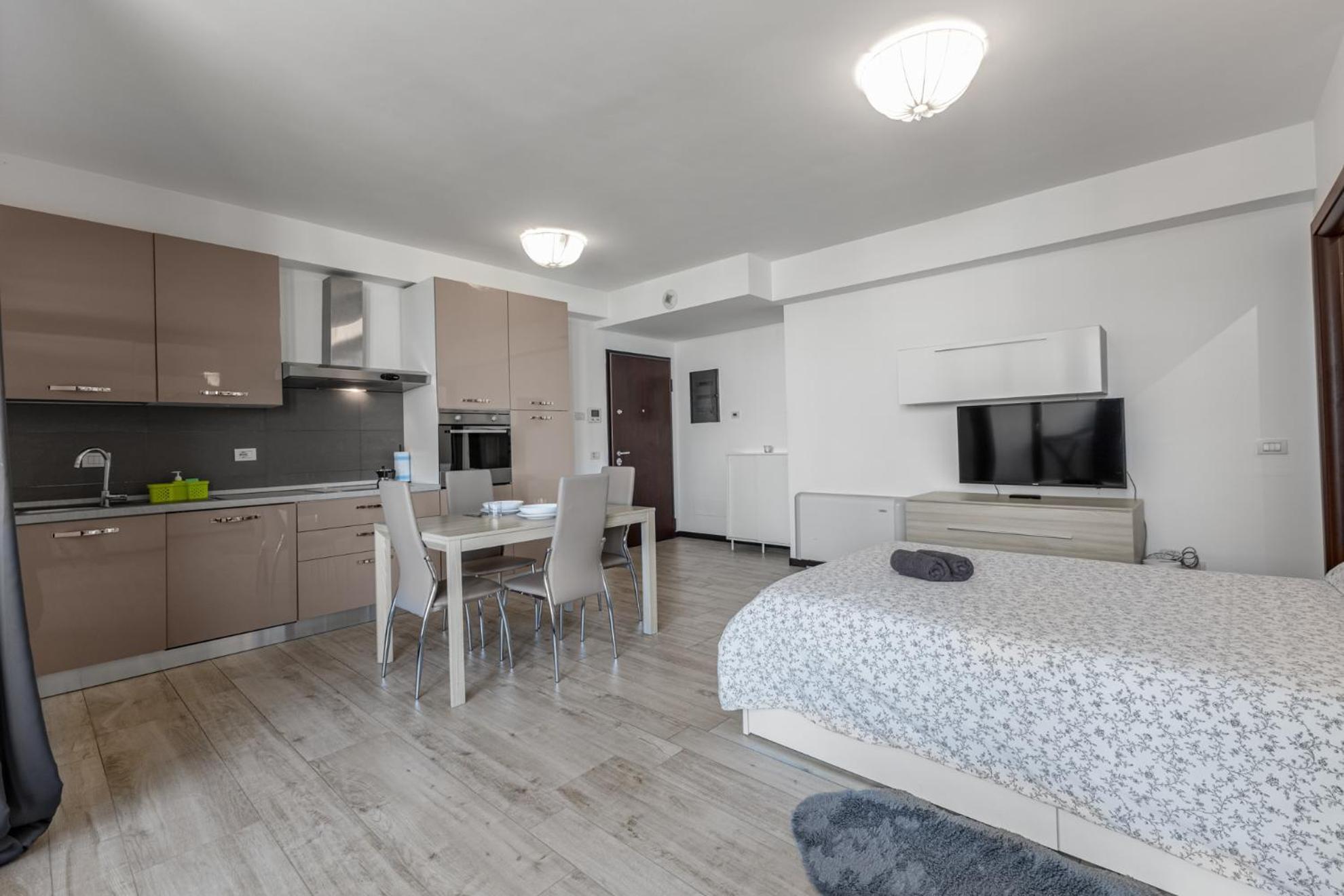 Monolocale Con Balcone Self Check In Milano Sempione Apartment ภายนอก รูปภาพ